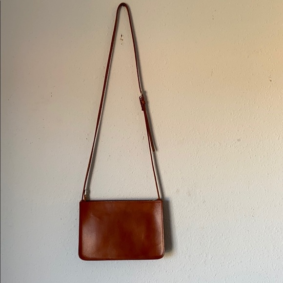 Most Wanted USA The Classic Carryall Leather Cross - Picture 3 of 17